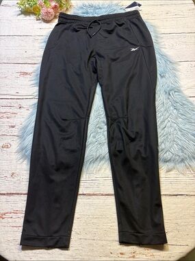 NWT Reebok Black Training Work Knit Pants sz M
